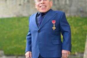 Bang Showbiz / Warwick Davis has revealed his conversation with Prince William