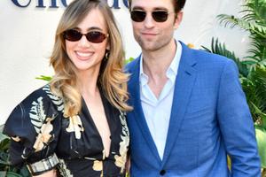 Bang Showbiz / Robert Pattinson appears to have hinted he secretly married Suki Waterhouse