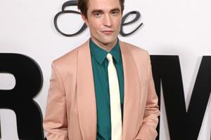 Bang Showbiz / The Drama star Robert Pattinston