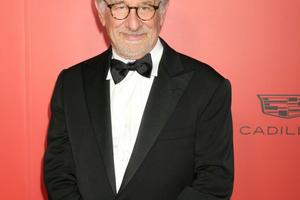 Bang Showbiz / Steven Spielberg says he was outworked by Tom Cruise