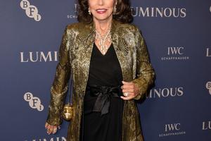 Bang Showbiz / Dame Joan Collins has four grandchildren