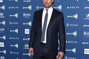 Bang Showbiz / Josh Duhamel won't share his political opinions