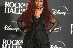 Bang Showbiz / Chaka Khan hits out at modern pop stars