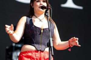 Bang Showbiz / Lola Young is in recovery