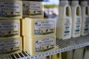 CRAIG KOHLRUSS/Fresno Bee/TNS