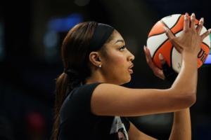 Armando L. Sanchez/Chicago Tribune/TNS