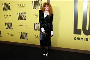 Bang Showbiz / Natasha Lyonne brushed off the report at the Lorne premiere
