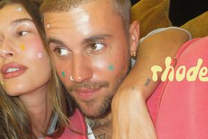 Bang Showbiz / Justin Bieber paid tribute to his family during his comeback headline performance at the Coachella Valley Music and Arts Festival