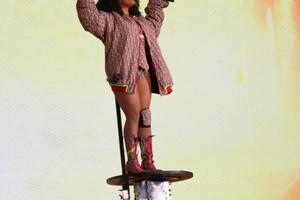 Bang Showbiz / SZA has dismissed rumours linking her to Justin Bieber's Coachella performances, saying she was not involved in any contingency plans for the festival