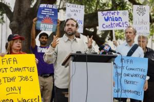 PHOTO BY AL DIAZ/Miami Herald/TNS