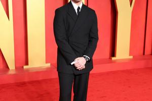 Bang Showbiz / Nicholas Galitzine got himself in tip-top shape