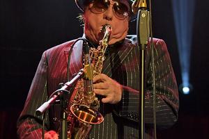 Bang Showbiz / Van Morrison has adopted a persona