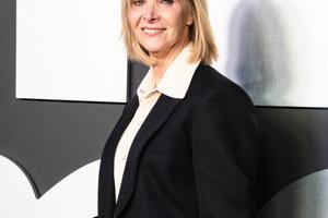 Bang Showbiz / Lisa Kudrow says rewatching Friends after the death of Matthew Perry led her to newly appreciate the show and her late co-star- who she described as a' genius'.