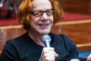 Bang Showbiz / Danny Elfman will write the theme for Stuart Fails To Save The Universe