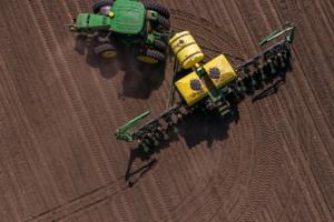 Richard Tsong-Taatarii/The Minnesota Star Tribune/TNS