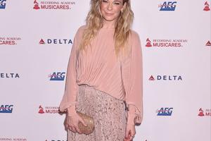 Bang Showbiz / Singer-songwriter LeAnn Rimes