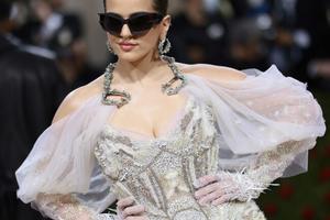 Bang Showbiz / ROSALÍA is set for a top songwriting honour in the UK