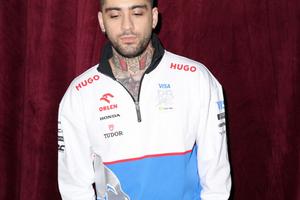 Bang Showbiz / Zayn Malik has been hospitalised due to a mystery health scare