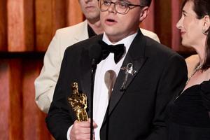 Bang Showbiz / Pavel Talankin's Oscar has gone missing