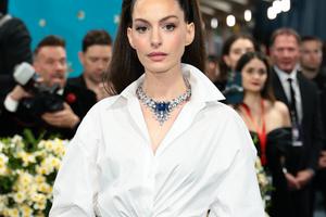 Bang Showbiz / Anne Hathaway, the star of The Devil Wears Prada and its newly released sequel, has revealed her favourite outfit from the follow-up film was cut -- despite her enthusiasm for the look during production.