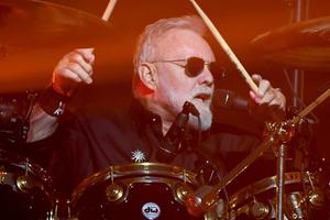 Bang Showbiz / Roger Taylor has revealed why his drummer son didn't join Foo Fighters