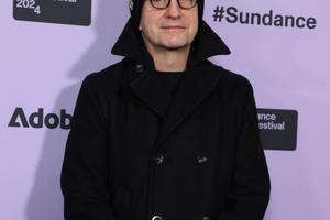 Bang Showbiz / Steven Soderbergh plans to use AI with his next film