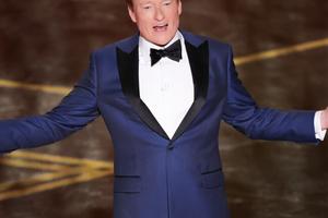 Bang Showbiz / Conan O'Brien will be back at the Oscars in 2027
