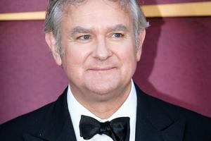 Bang Showbiz / Hugh Bonneville pleads with parents to 'resist the iPad'