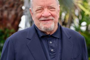 Bang Showbiz / Paul Schrader 'procures online AI girlfriend'