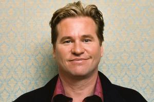 Bang Showbiz / Val Kilmer has been slammed by one of his former directors