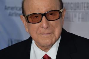 Bang Showbiz / Clive Davis is recovering at home