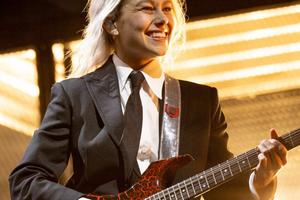 Bang Showbiz / What has Phoebe Bridgers banned from her upcoming tour?