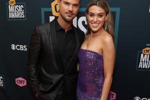 Bang Showbiz / Taylor Lautner and his wife Tay are expecting their first child