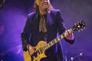 Bang Showbiz / Dave Davies of The Kinks - 2015 - Photoshot - on stage