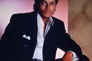 Bang Showbiz / Michael Jackson - December 1983 - Avalon