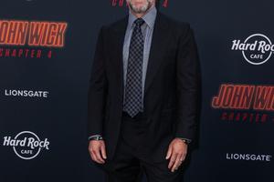 Bang Showbiz / David Leitch is directing the new comedy heist movie How to Rob a Bank