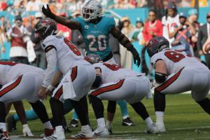 Joe Cavaretta/South Florida Sun Sentinel/TNS