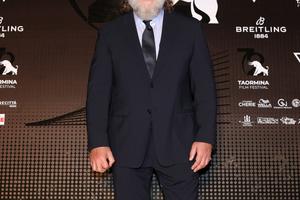 Bang Showbiz / Russell Crowe was unimpressed with Gladiator II