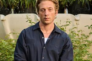 Bang Showbiz / Jeremy Allen White stars in the new movie