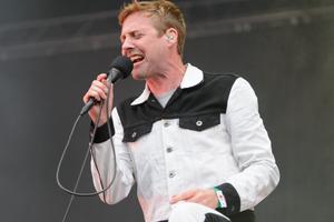 Bang Showbiz / Ricky Wilson lands musical role