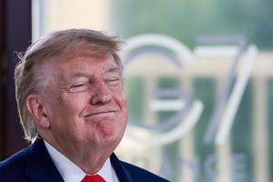 EVIAN-LES-BAINS, FRANCE - JUNE 16: U.S. President Donald Trump attends a working lunch with leaders of G7 and the Middle East, on June 16, 2026 in Evian-les-Bains, France. Leaders from the Group of 7 (G7) countries convened in Evian, France, near the Swiss border, for their annual summit to discuss challenges to peace and security for Ukraine and Europe, the situation in the Middle East, and other geopolitical issues. (Photo by Evelyn Hockstein - Pool/Getty Images)
