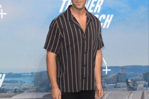 Bang Showbiz / Josh Peck opens up about his Drake and Josh paydays