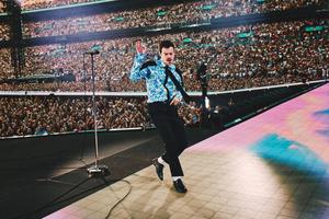 Bang Showbiz / Harry Styles is a Guinness World Record holder