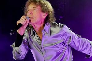 Bang Showbiz / Sir Mick Jagger wants The Rolling Stones to make a Glastonbury headline comeback.