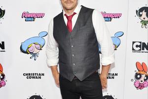 Bang Showbiz / Jason Lewis was broke before his acting career took off