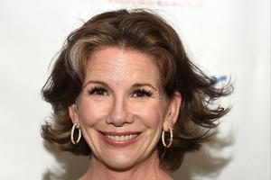 Bang Showbiz / Melissa Gilbert weighs in on new Little House reboot amid controversy.