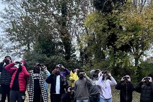 Birding is a good way to practice mindfulness, psychologists report.  Jennifer Andrews