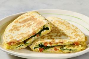 It’s so easy to customize, the filling options are endless. (Alex Lepe/TCA)