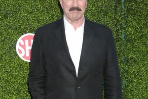 Bang Showbiz / Tom Selleck agreed to a pay cut