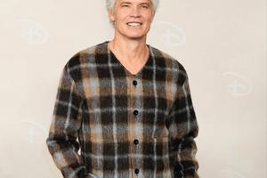 Bang Showbiz / Timothy Olyphant 'doesn't own a computer'